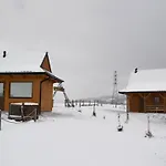 Chatki Niwki U Zboja ロッジ *