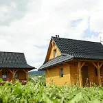 Chatki Niwki U Zboja