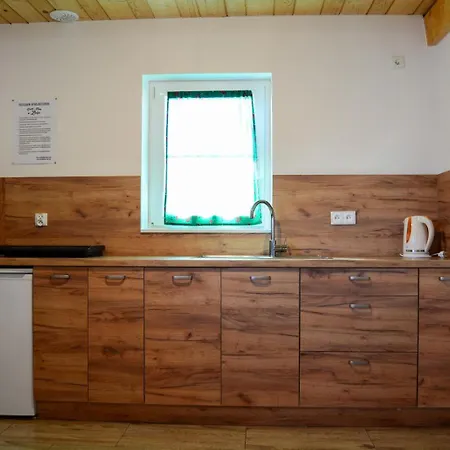 Chatki Niwki U Zbója Domek letniskowy Krościenko