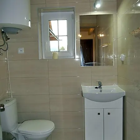 Chatki Niwki U Zboja Lodge