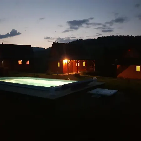 Domek letniskowy Chatki Niwki U Zbója Krościenko
